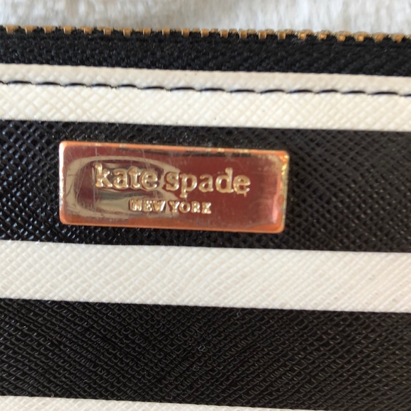 Kate Spade wallet - Picture 2 of 8